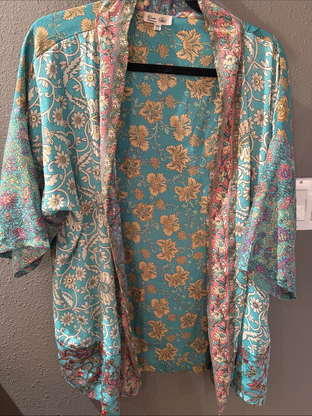 Vintage-Inspired Teal Floral Kimono Jacket